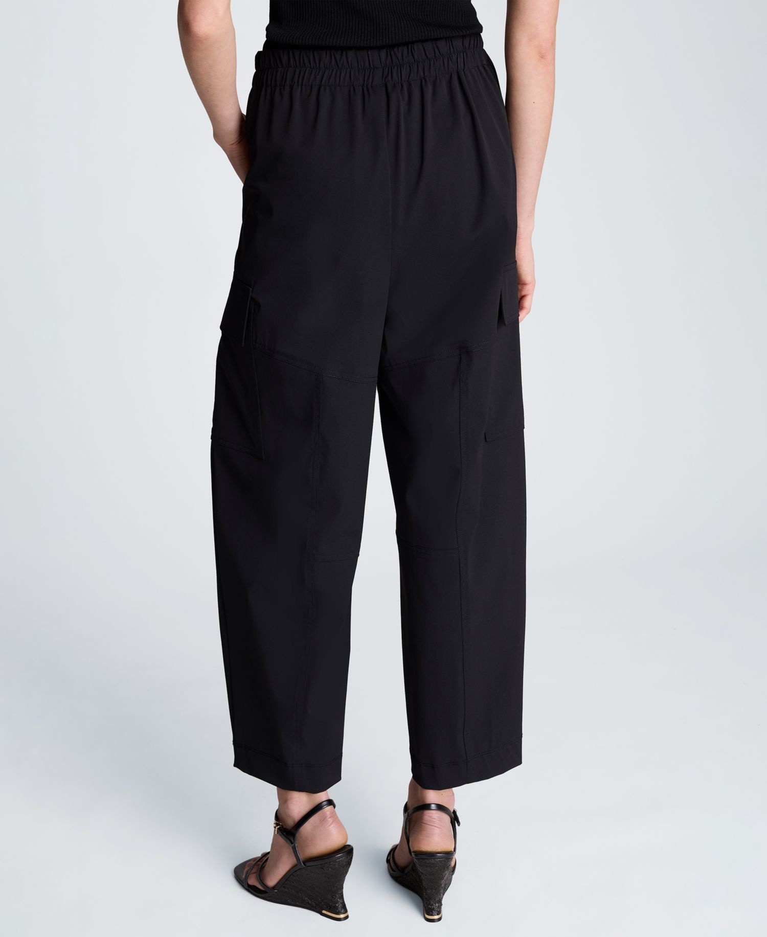 Women's Barrel Leg Cargo Pants