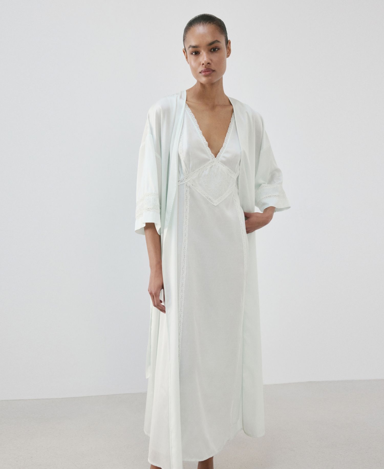 Women's Embroidery And Bow Satin Robe