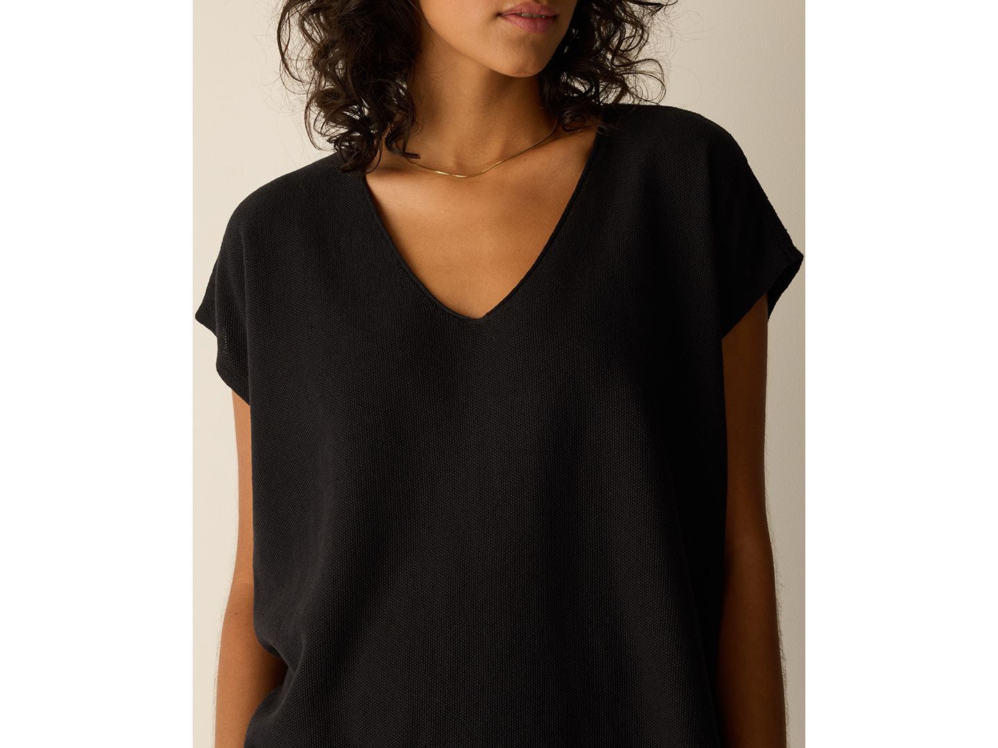 Женский свитер Eileen Fisher V-Neck Cap-Sleeve, цвет: Чёрный — фото 3