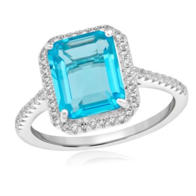 Elegant Emerald-Cut Halo CZ Ring