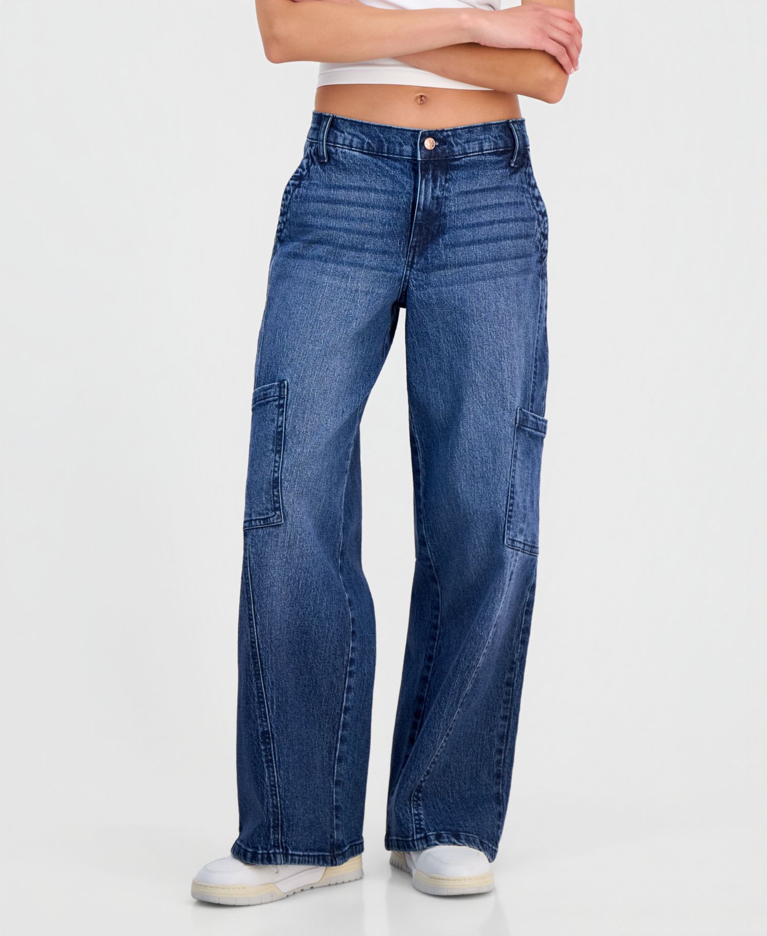 Juniors' Elastic-Back Mid-Rise Wide-Leg Cargo Jeans