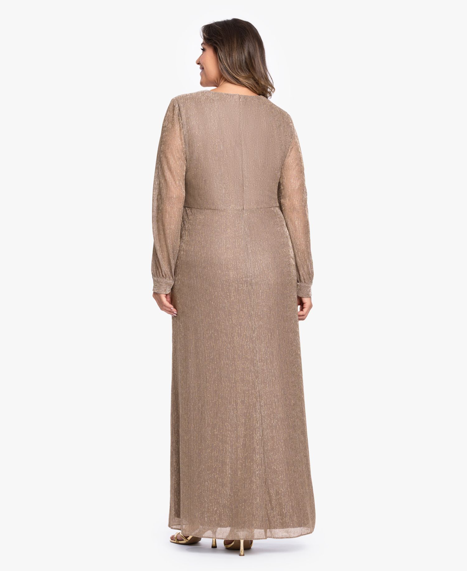 Women's Crinkled V-Neck Ball Gown