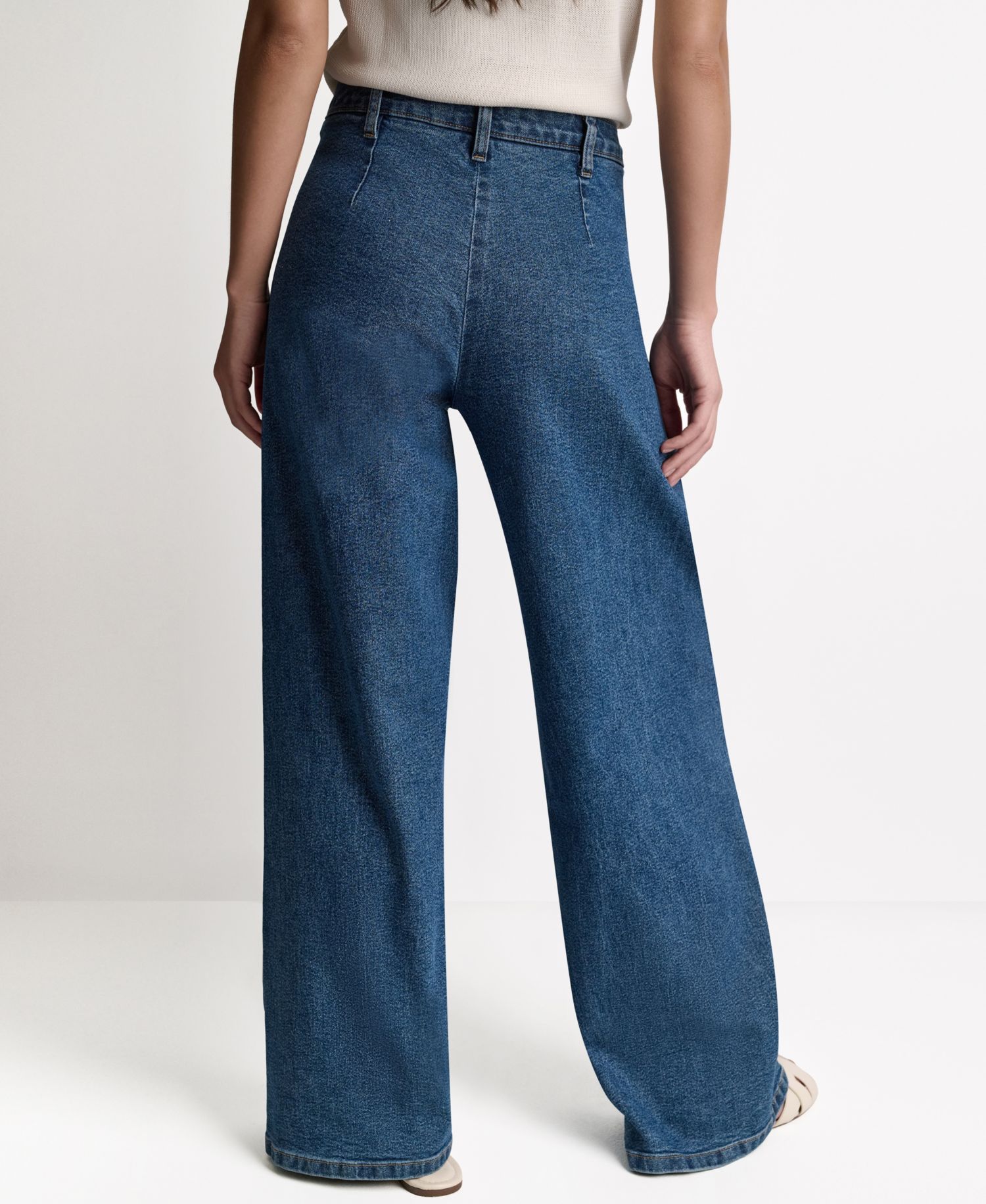 Women's Wide-Leg Loose-Fit Seamed Jeans