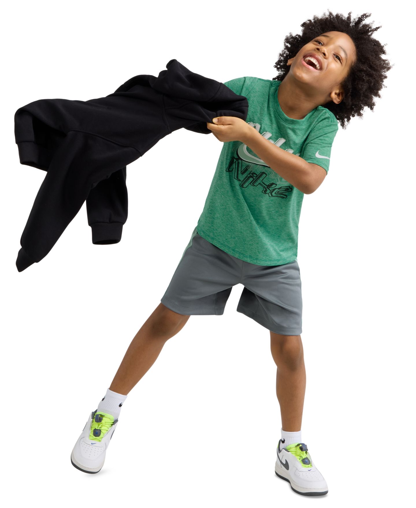 Комплект Nike Short-Sleeve T-Shirt and Shorts, 2-Piece Set для мальчиков, цвет: Зелёный / Дымчатый серый — фото 3