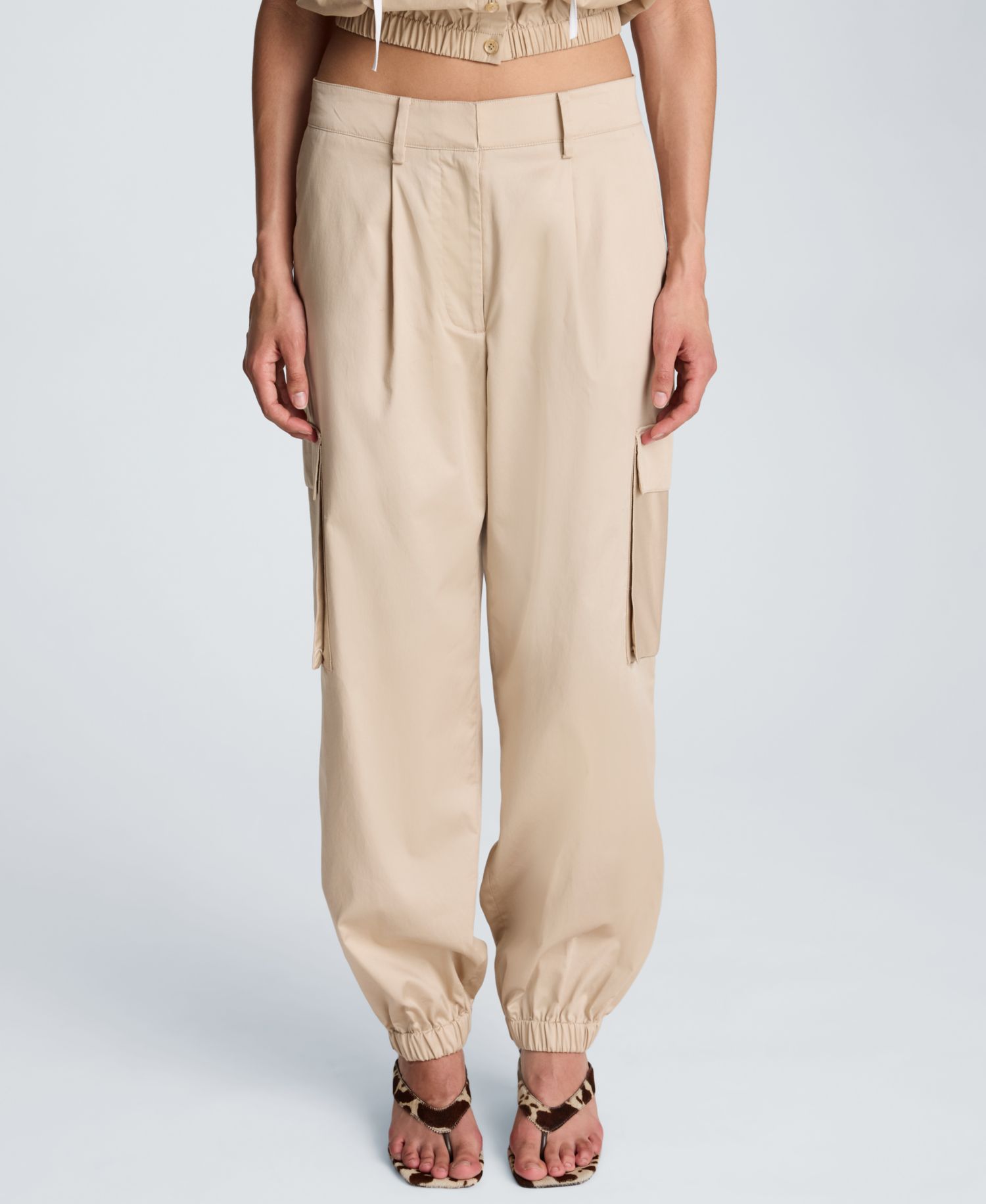 Women's High Rise Front Pleat Cargo Jogger Pants