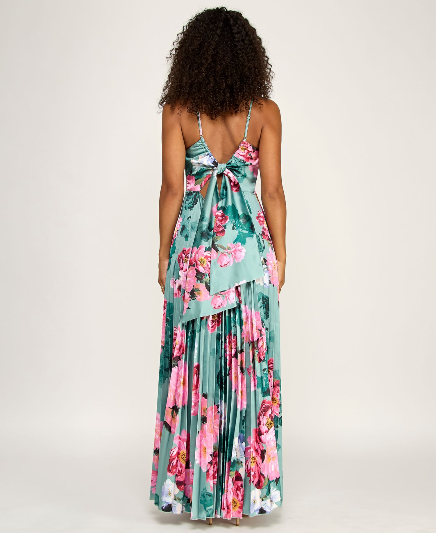 Juniors' Floral Tie-Back Pleated Dress