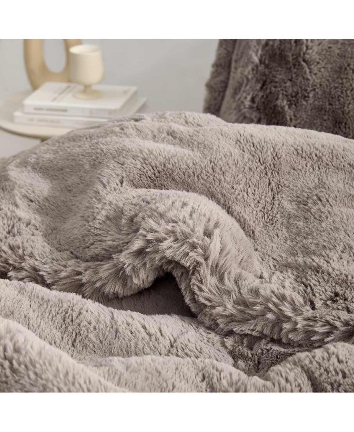 Chunky Bunnies 2X - Coma Inducer Oversized Comforter Set - Taupewood