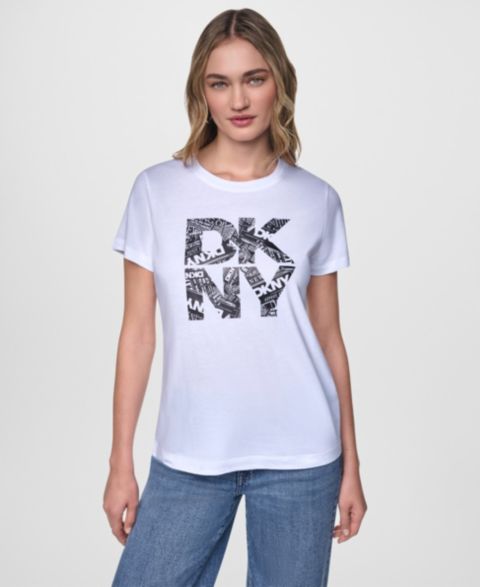 Женская футболка DKNY Jeans Short-Sleeve Newsprint DKNY Stacked Logo Crewneck, цвет: Белый / Чёрный