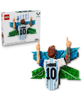 Lionel Messi Celebration 43018 1,427-Piece Building Set, Ages 14+