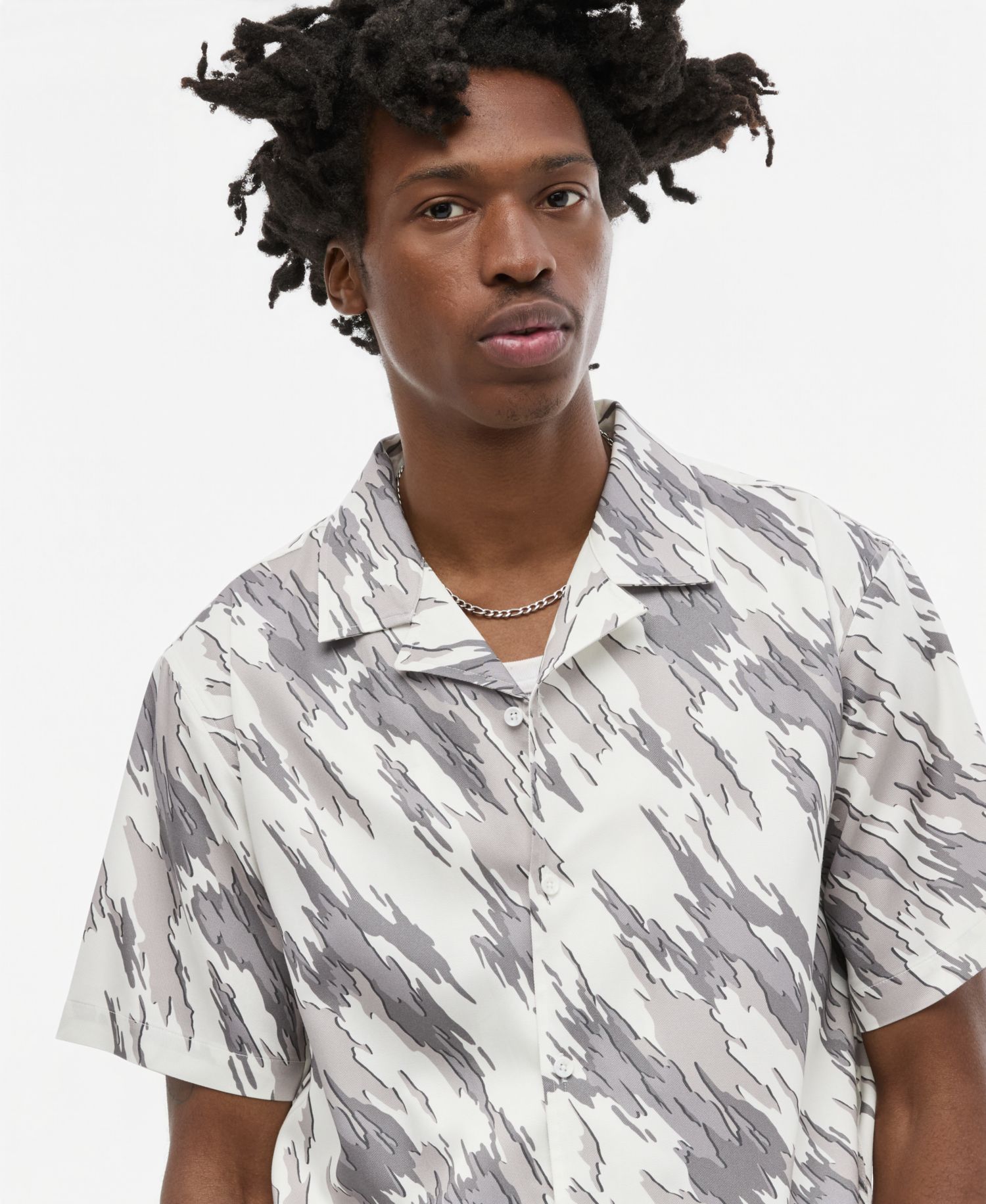 Men's Relaxed-Fit Camo Short-Sleeve Shirt, Macy's Exclusive