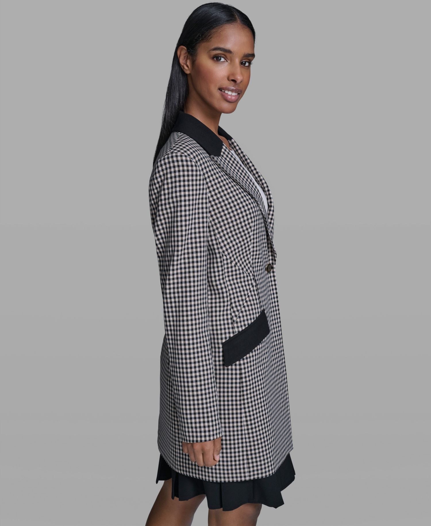 Women's Checkered One-Button Blazer