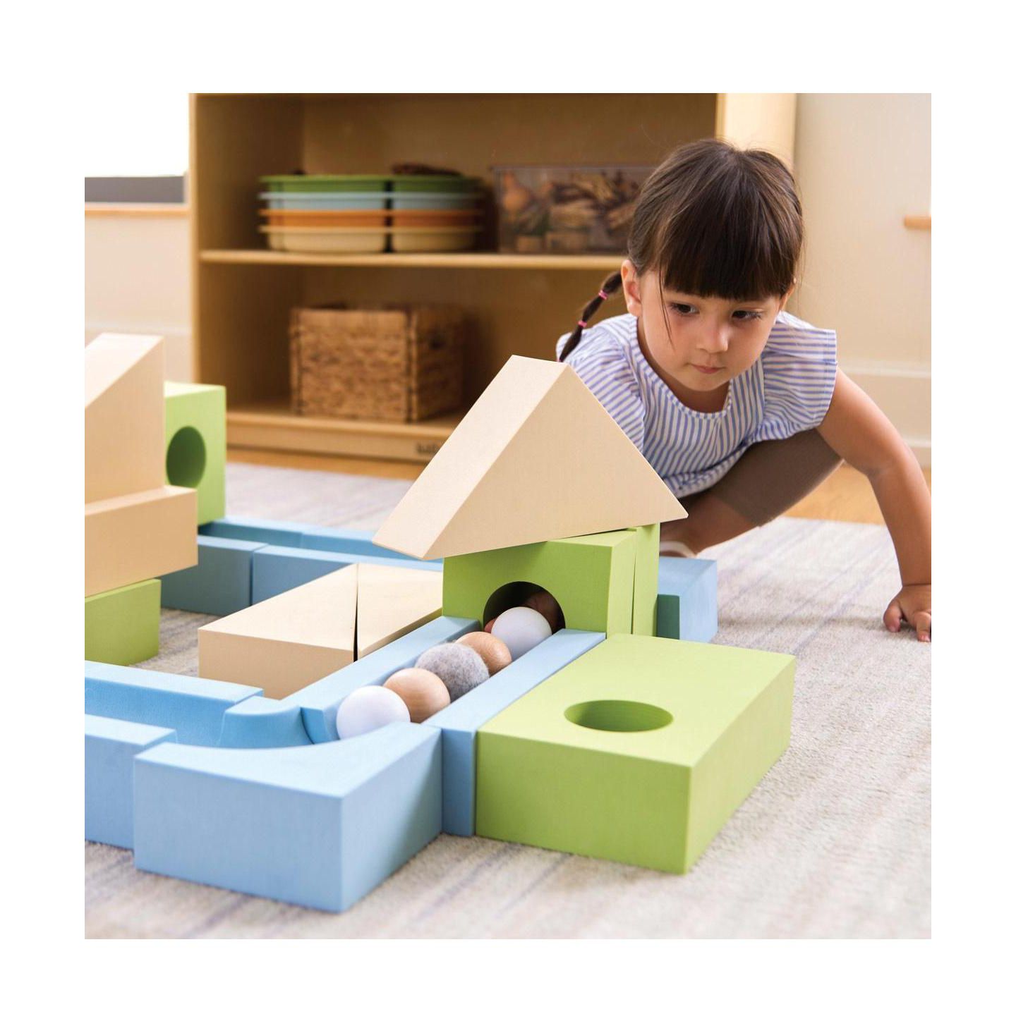 Детский конструктор Kaplan Early Learning Ramp and Roll 48-Piece Building Set, Ages 2+, цвет: Assorted Pre-Pack — фото 6