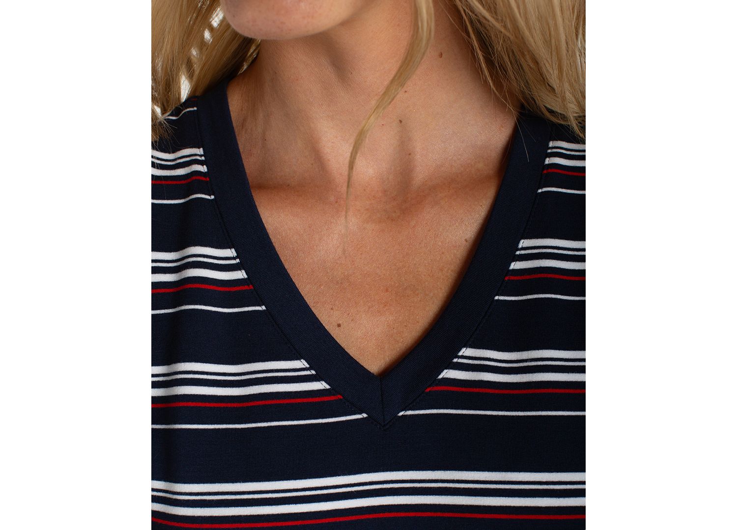 Petite Contrast Print Short-Sleeve T-Shirt