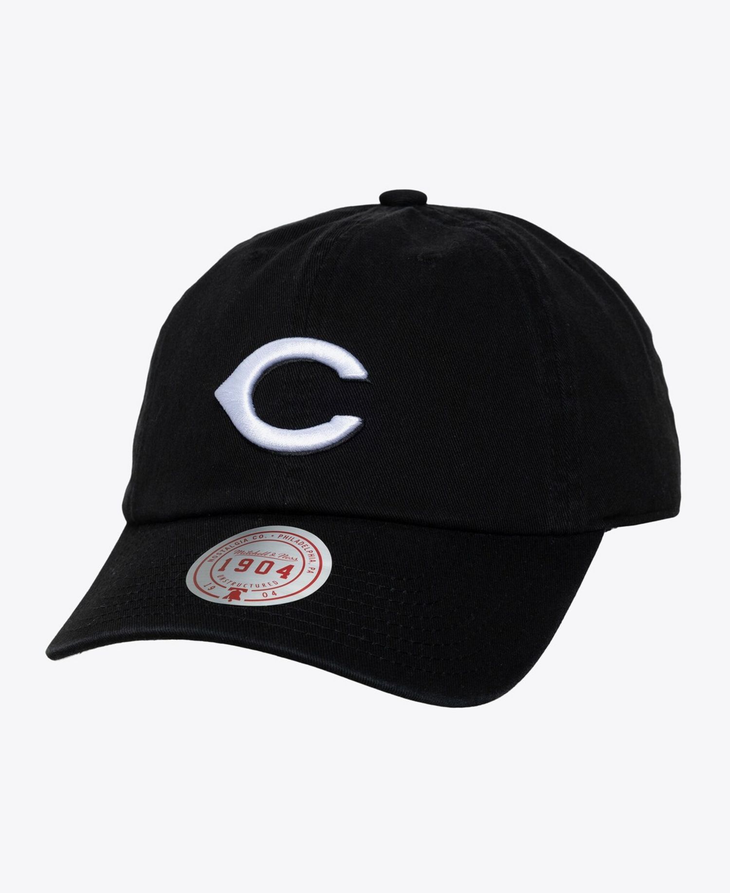 Men's and Women's Black White Cincinnati Reds 1904 Strapback Adjustable Hat