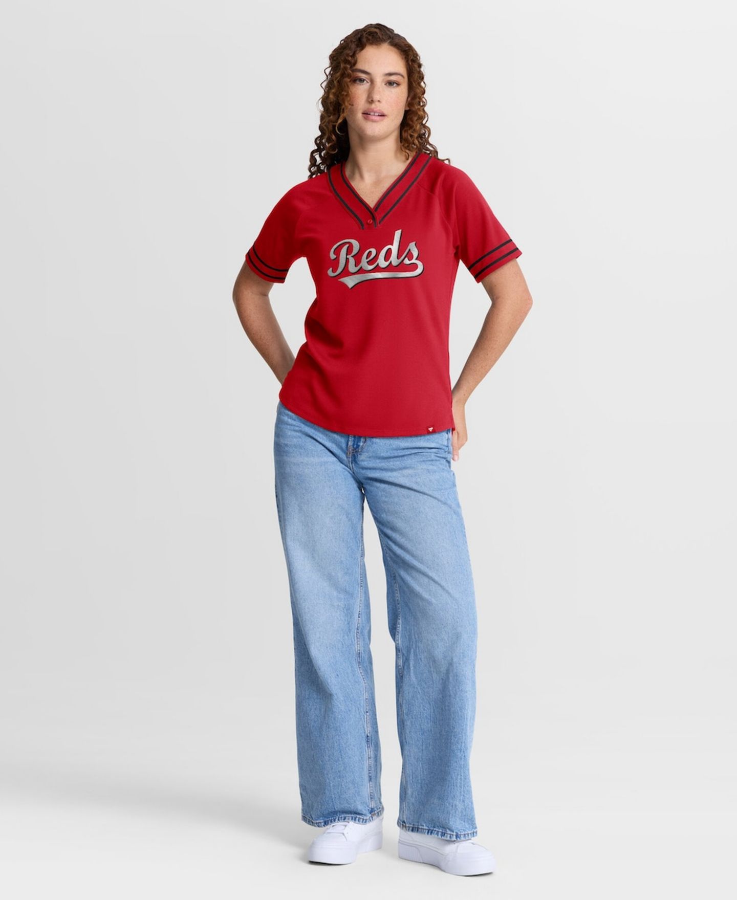Женская футболка Fanatics Red Cincinnati Reds Diva Race Ahead Raglan V-Neck — фото 2
