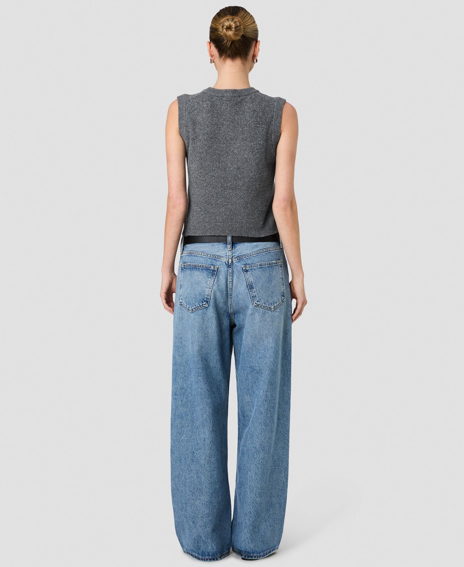 Women's Aleyna Crewneck Sleeveless Knit Top