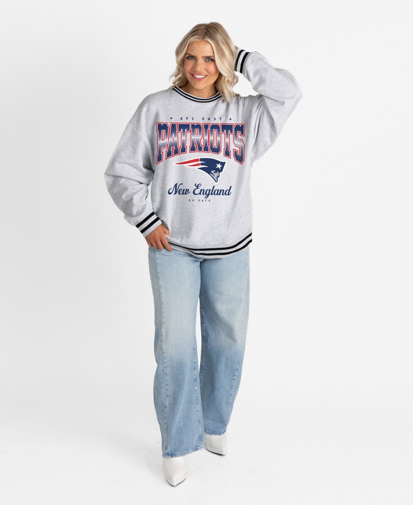 Женская толстовка Gameday Couture Ash/Black New England Patriots Oversized Gridiron Drive Ringer Stripe — фото 3