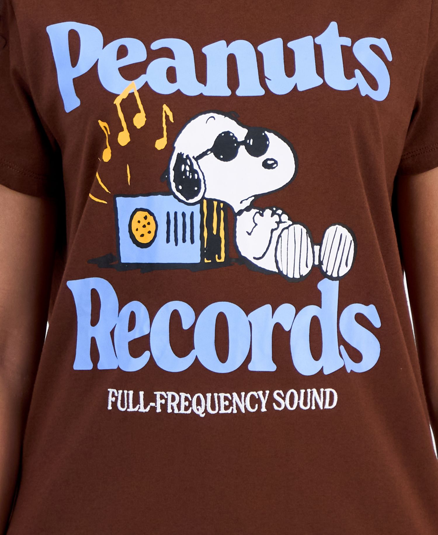 Juniors' Peanuts Records Graphic Print T-Shirt