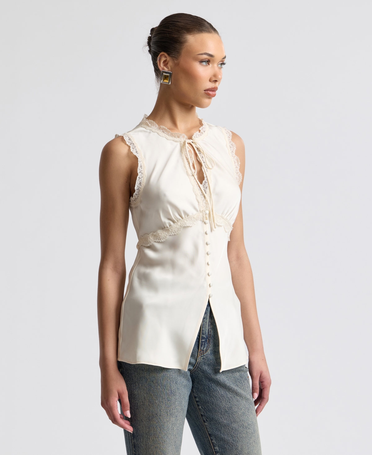 Avec Les Filles Women's Keyhole Cutaway Empire Top