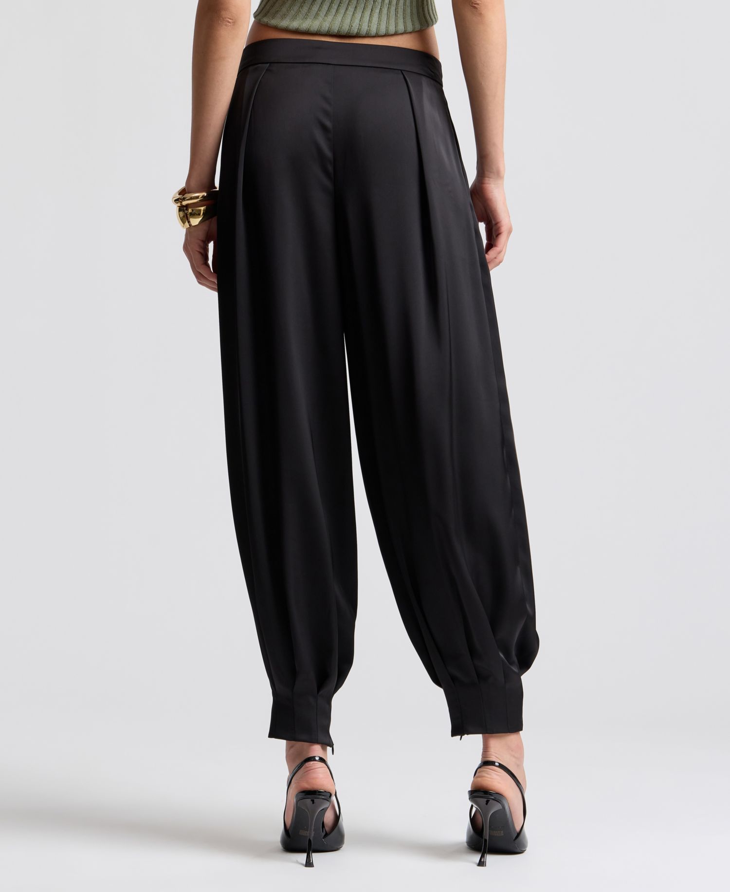 Women's Pleated Balloon Pants
