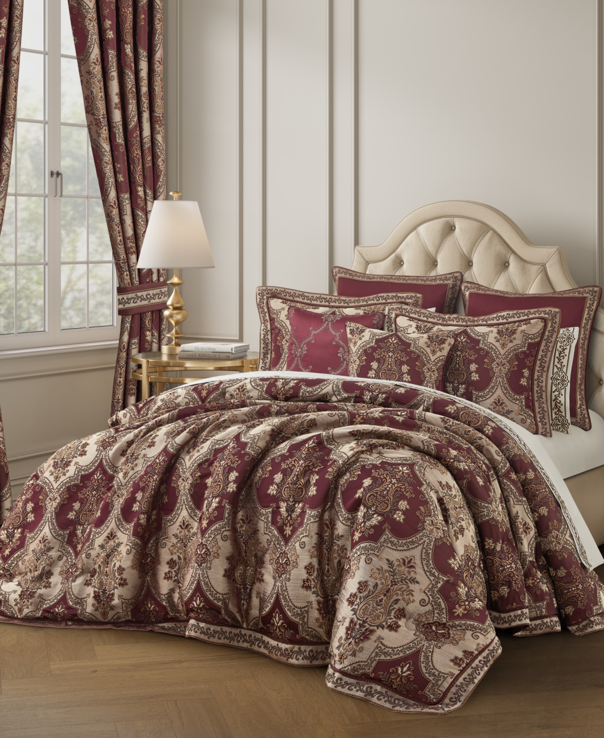 J Queen New York Phyllis Woven Damask 4-Piece Comforter Set, California King