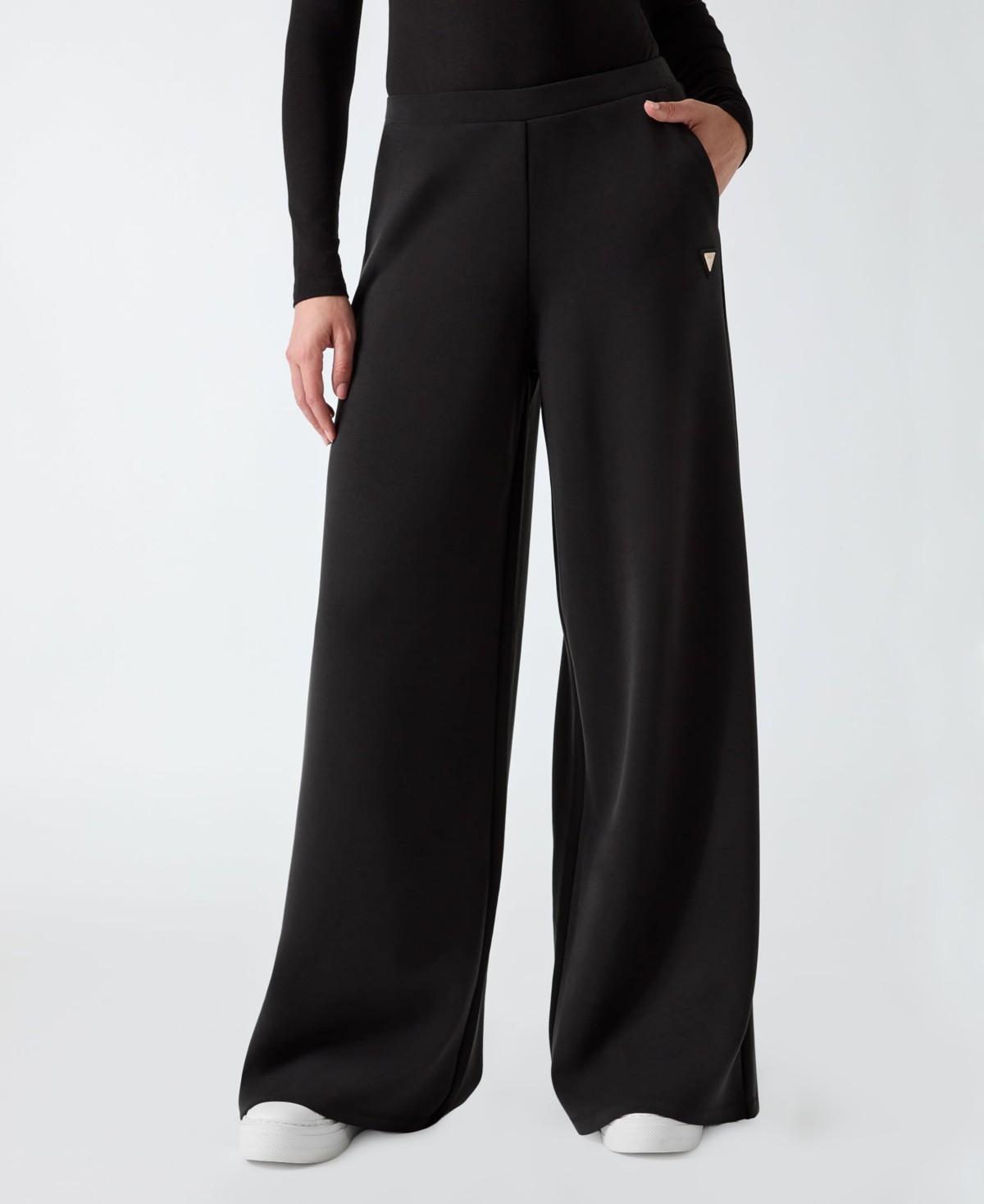 Женские GUESS Women's Wide-Leg Sweatpants — фото 1