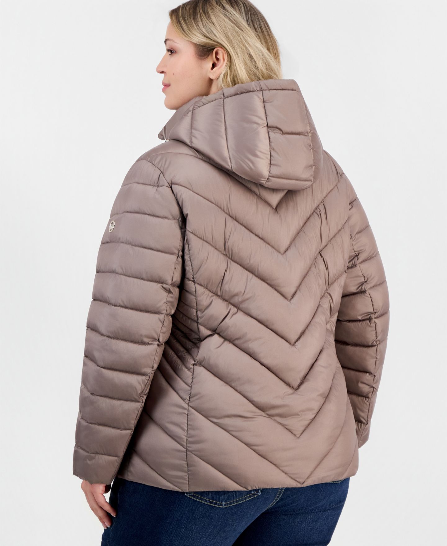 Женская куртка Michael Kors Plus Size Hooded Packable Puffer, цвет: Чёрный — фото 3