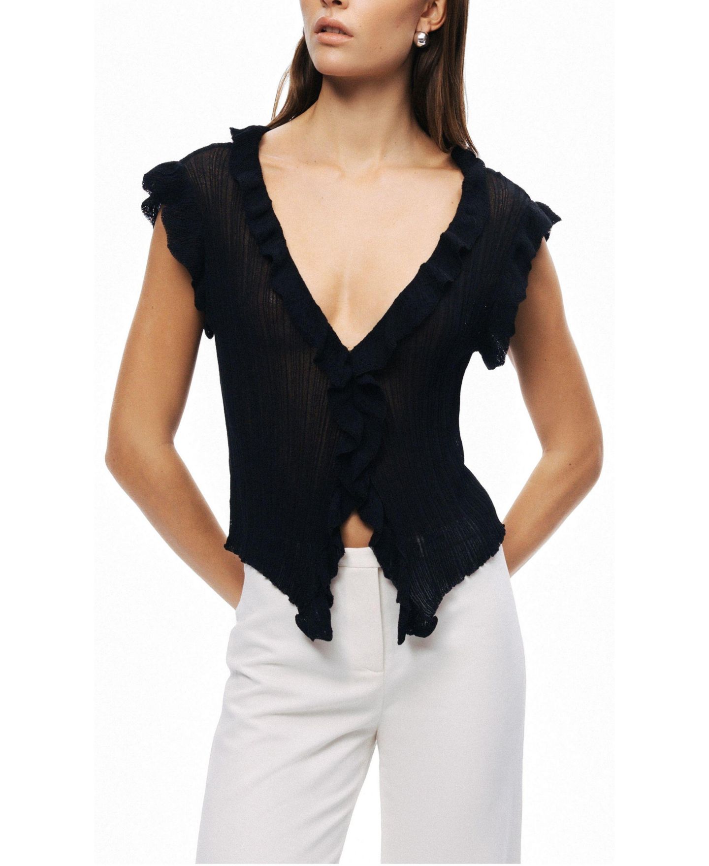 Женская блузка NOCTURNE Ruffled V-Neck Sheer, цвет: Чёрный — фото 4