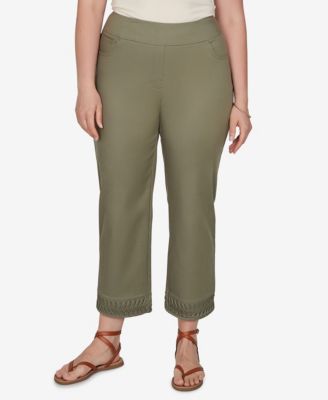 Plus Size Pleated Hem Denim Ankle Pants