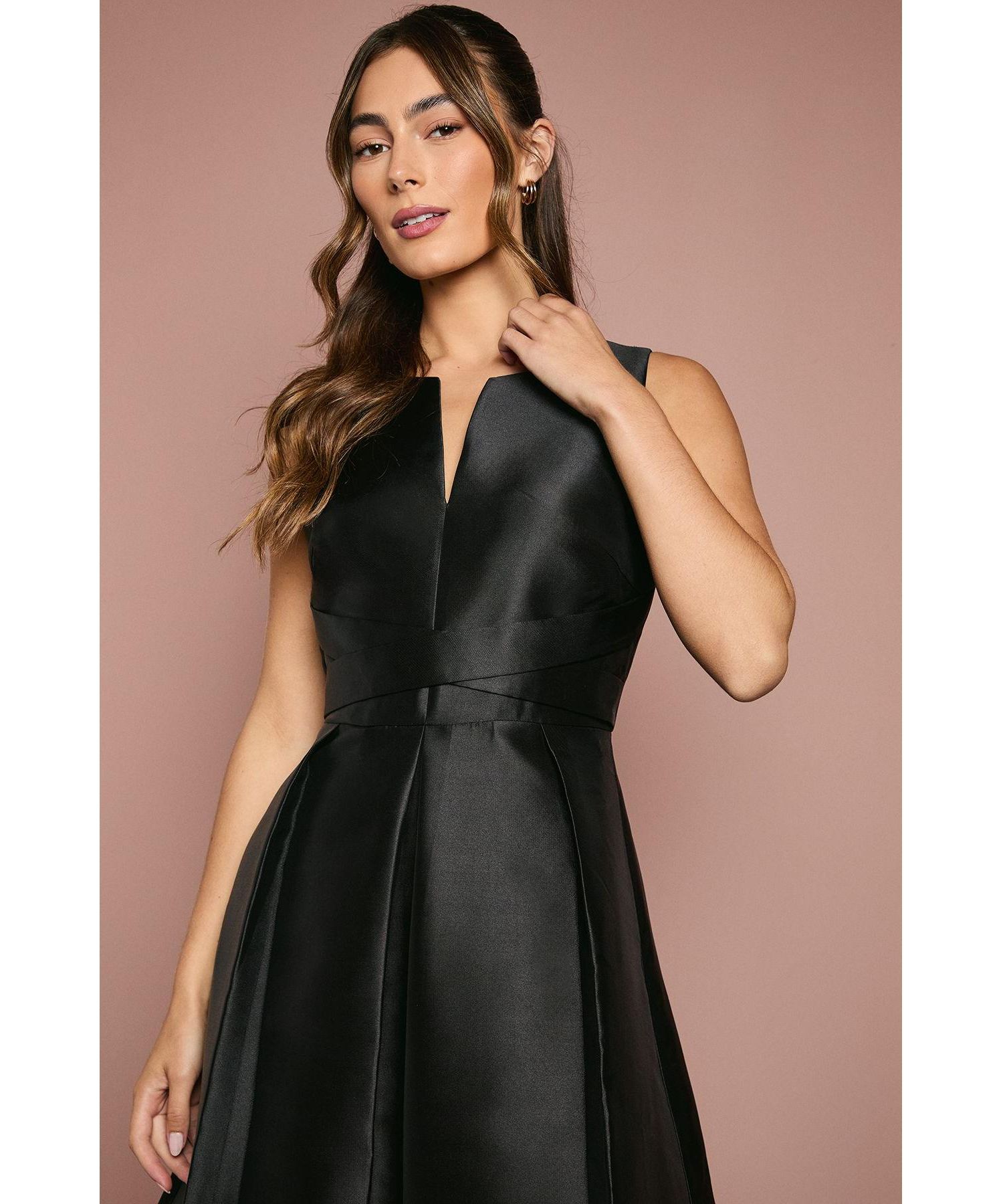 Women's Fit And Flare Sleeveless Dress