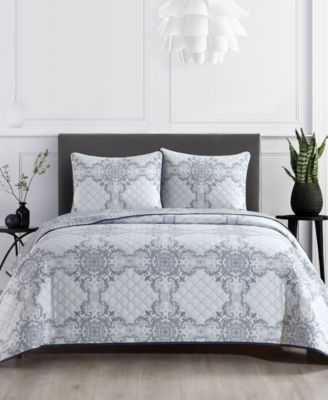 Mara Damask 3-Piece Quilt Set, Queen