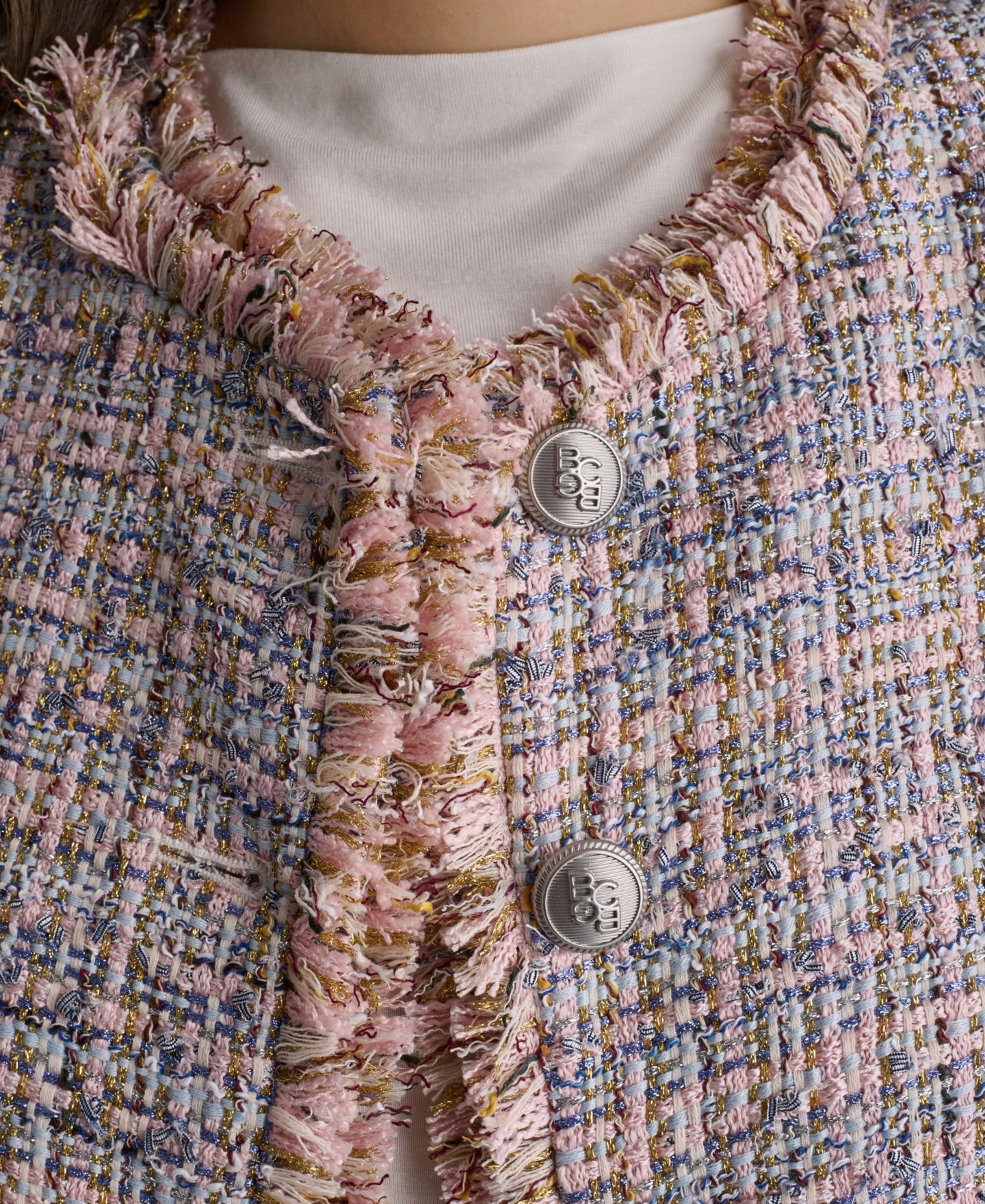 Женская куртка BCBG Crewneck Fringe Detail Tweed, цвет: Разноцветный — фото 7