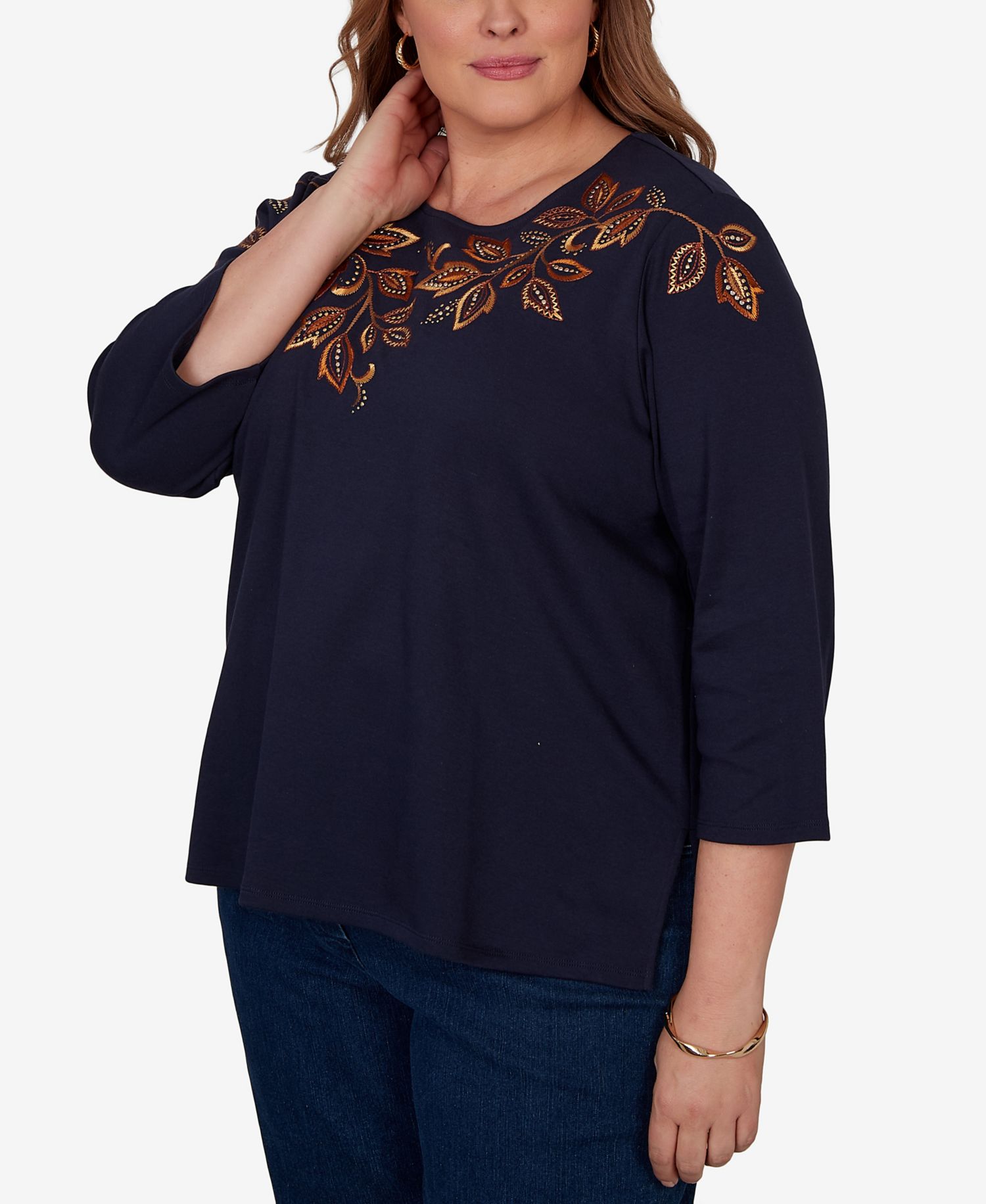 Plus Size Autumn Embroidered Navy Knit Top
