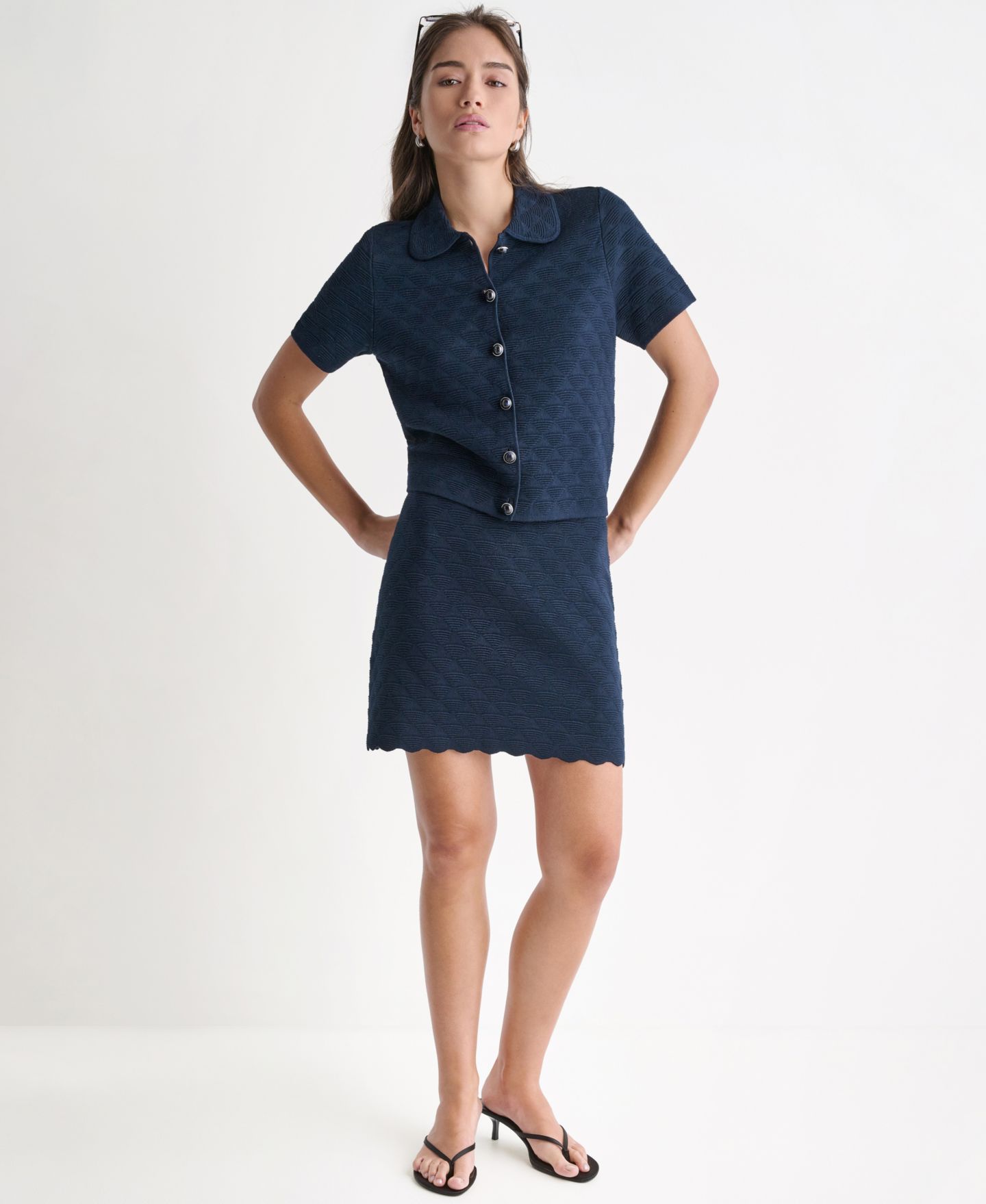 Женская юбка BCBG Scallop-Hem Knit Mini Pencil, цвет: Глубокий морской — фото 2