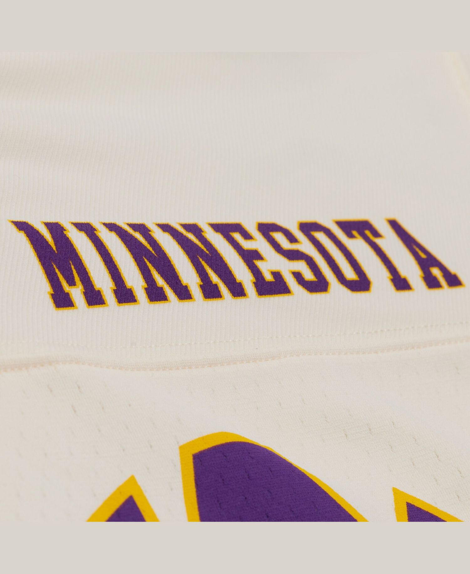 Women's Randy Moss Cream Minnesota Vikings Retired Player Cropped Fashion Jersey