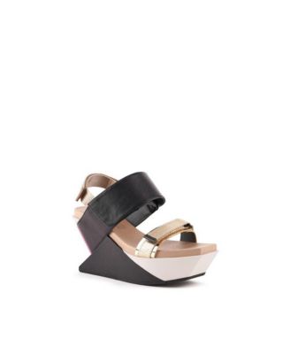 Women's Delta Run Wedge