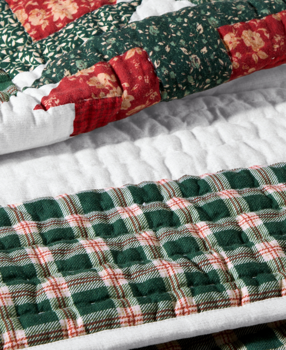 Charter Club Wreath Artisan Quilted 3-Piece Quilt Set, King, Macy's Exclusive