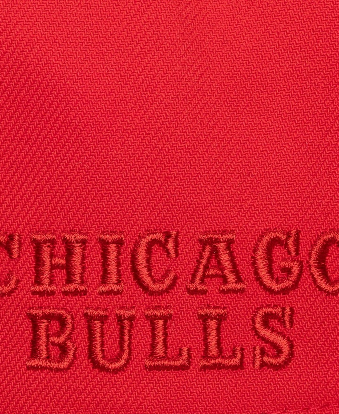 Мужская кепка Mitchell & Ness Red Chicago Bulls Legendary Home Pro Pinch Snapback Hat — фото 3