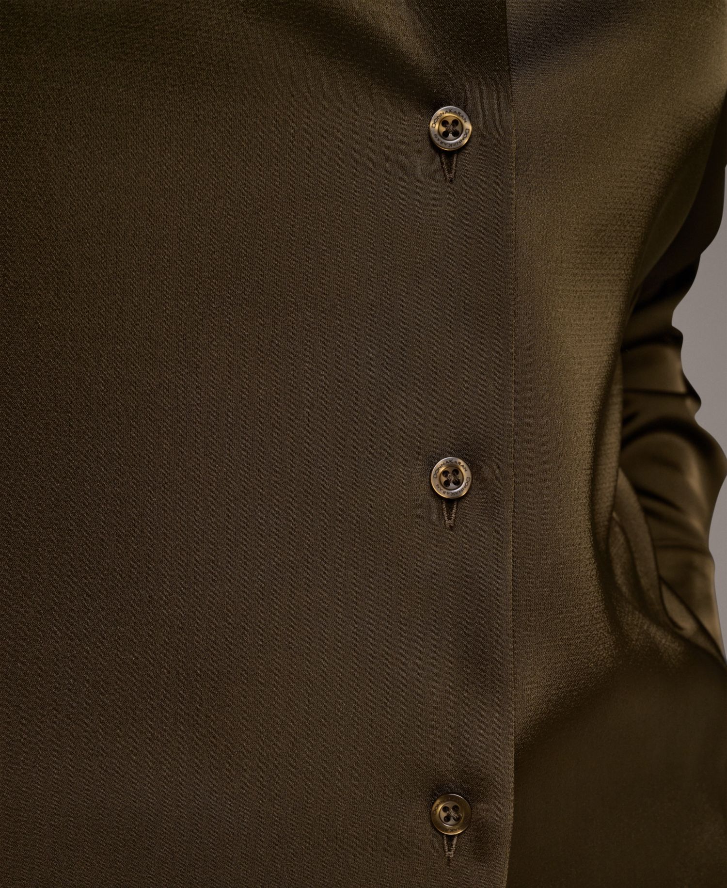 Petite Collared Button-Up Blouse