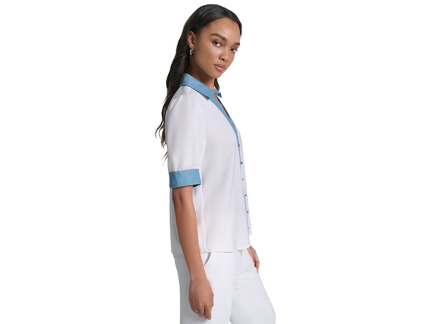 Женская блузка KARL LAGERFELD PARIS Petite Denim Collar Button-Front Blouse, цвет: Мягкий белый — фото 4