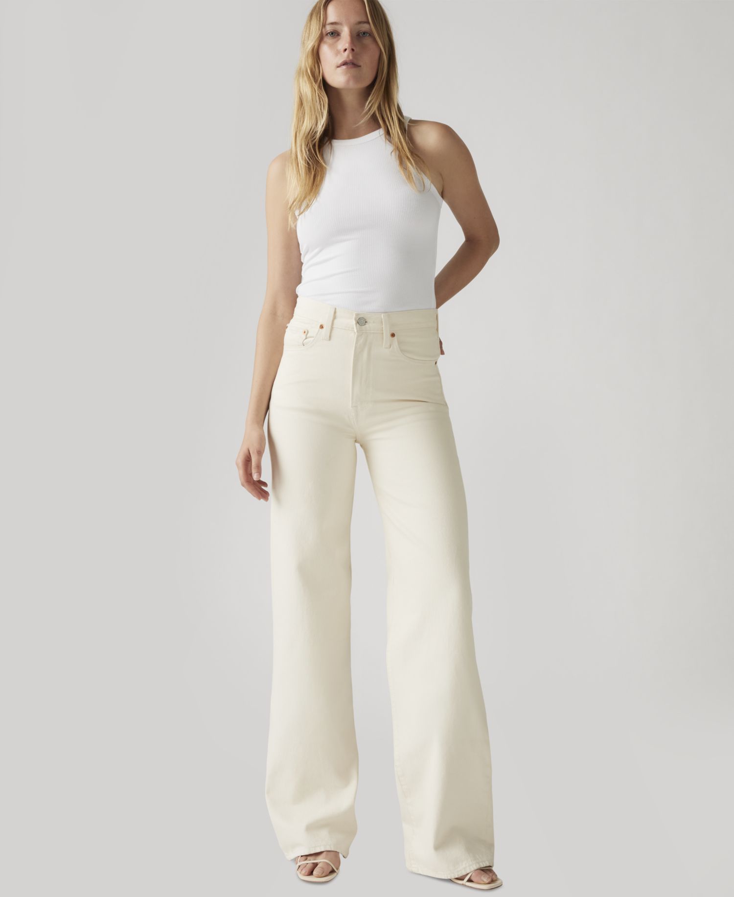 Premium Women's Ribcage Wide-Leg Jeans