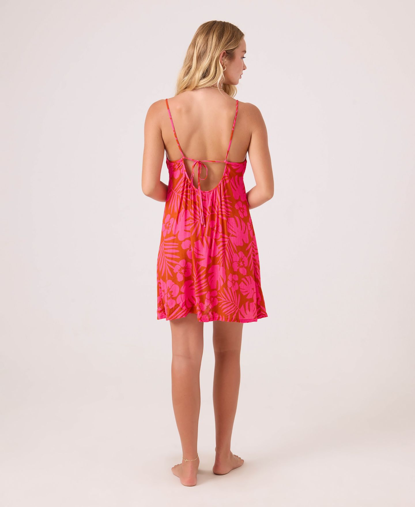 Женское платье Roxy Sun Chaser V-Neck Swim Cover-Up, цвет: Розовый комбинированный — фото 3