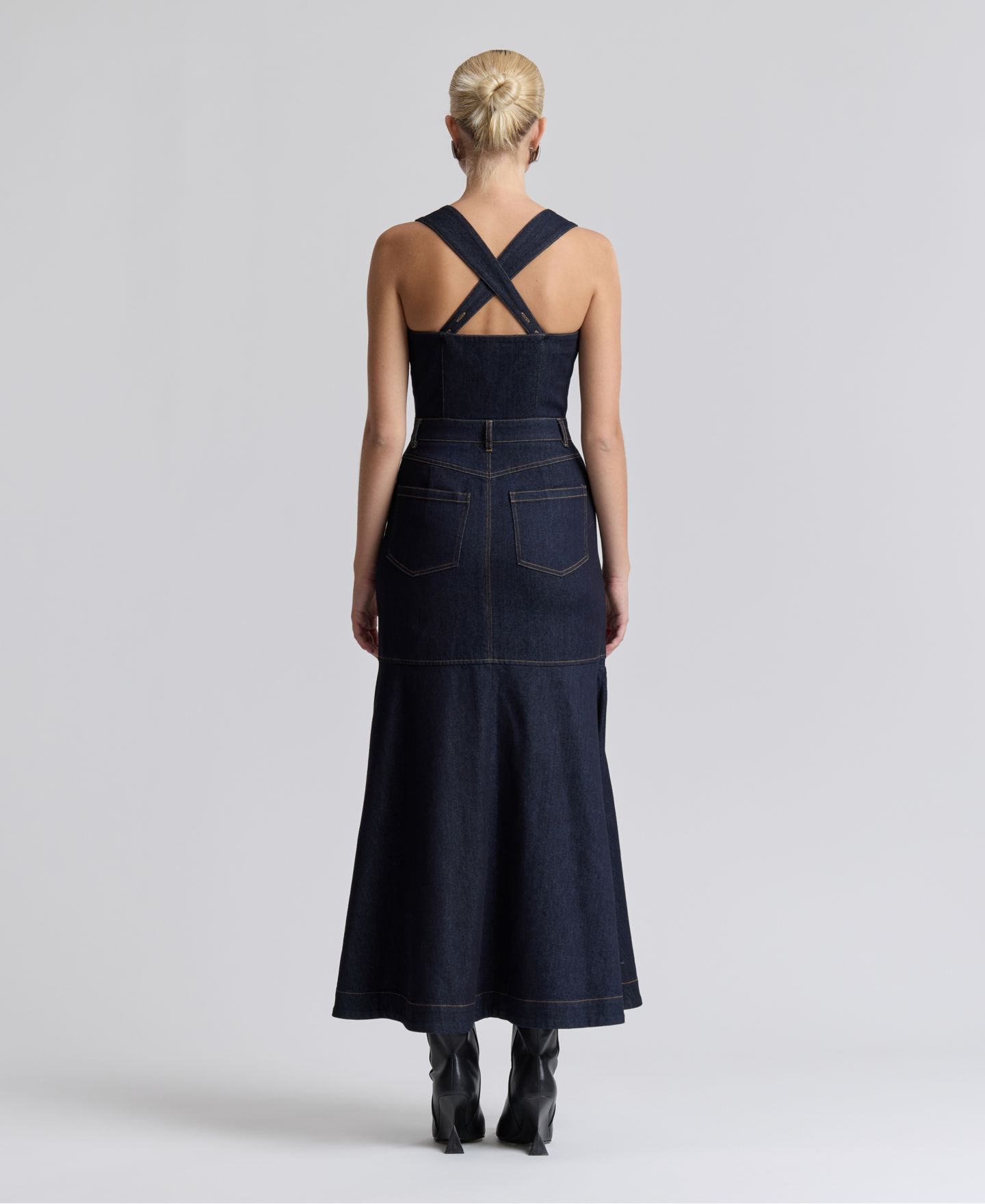 Женское платье Avec Les Filles Stretch Denim Cargo Zip-Front Midi, цвет: Dark Rinse — фото 5