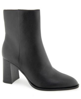 Women's Weyton Block Heel Bootie