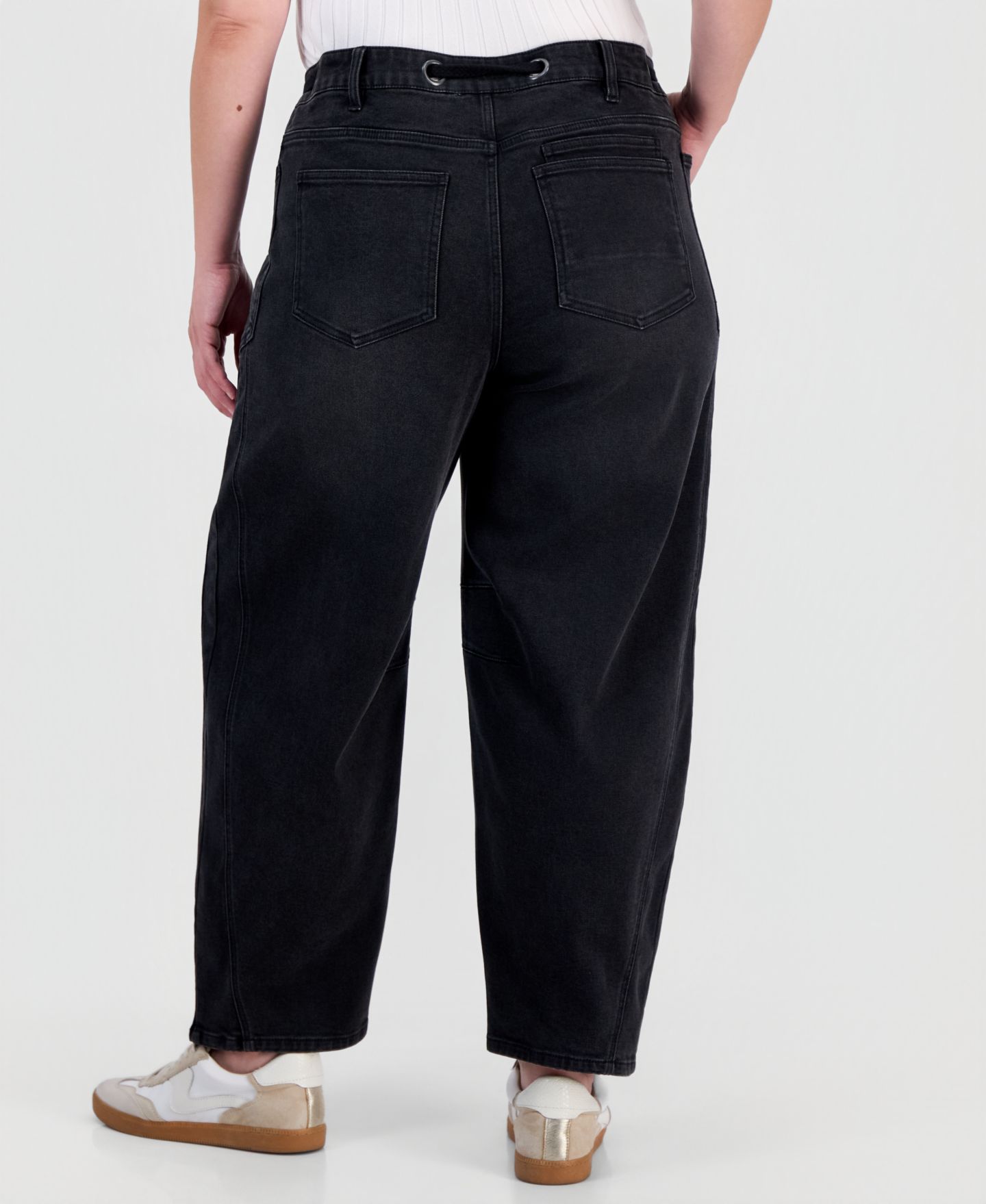 Женские джинсы And Now This Trendy Plus Size Tie-Waist Barrel, цвет: Чёрный — фото 2