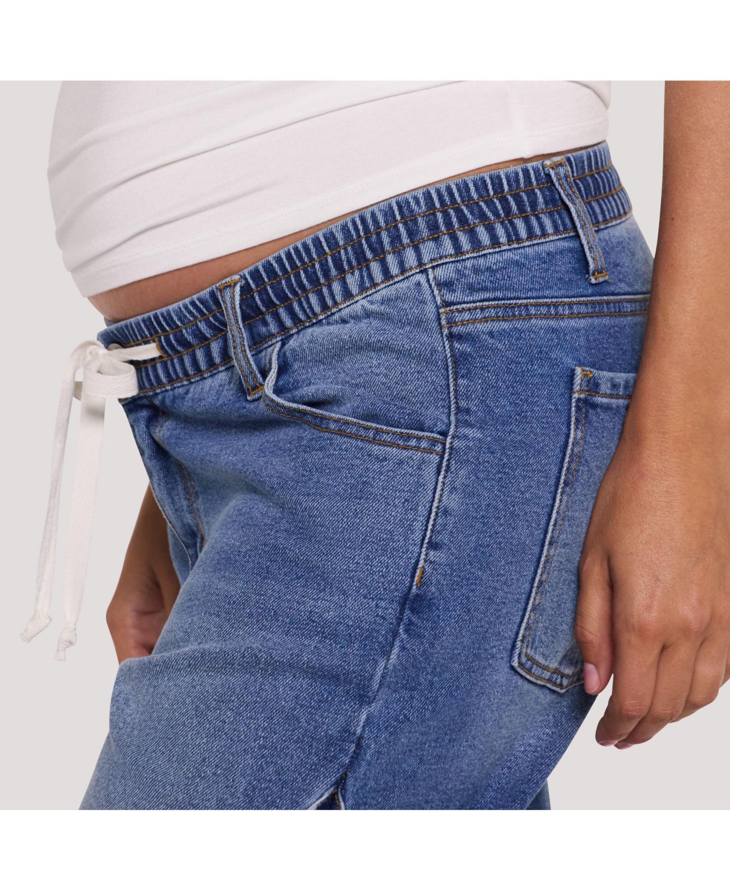 Женские джинсы Motherhood Maternity Motherhood Drawstring Pull On Barrel Jean, цвет: Средняя варка — фото 5