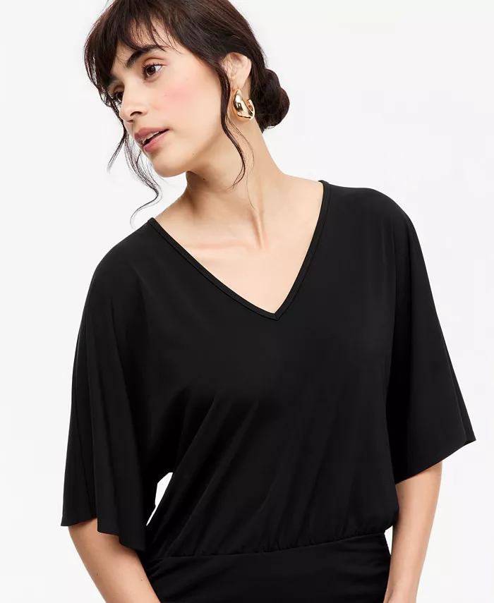 Women's Short Sleeve V-Neck Knit Top - thumbnail 3