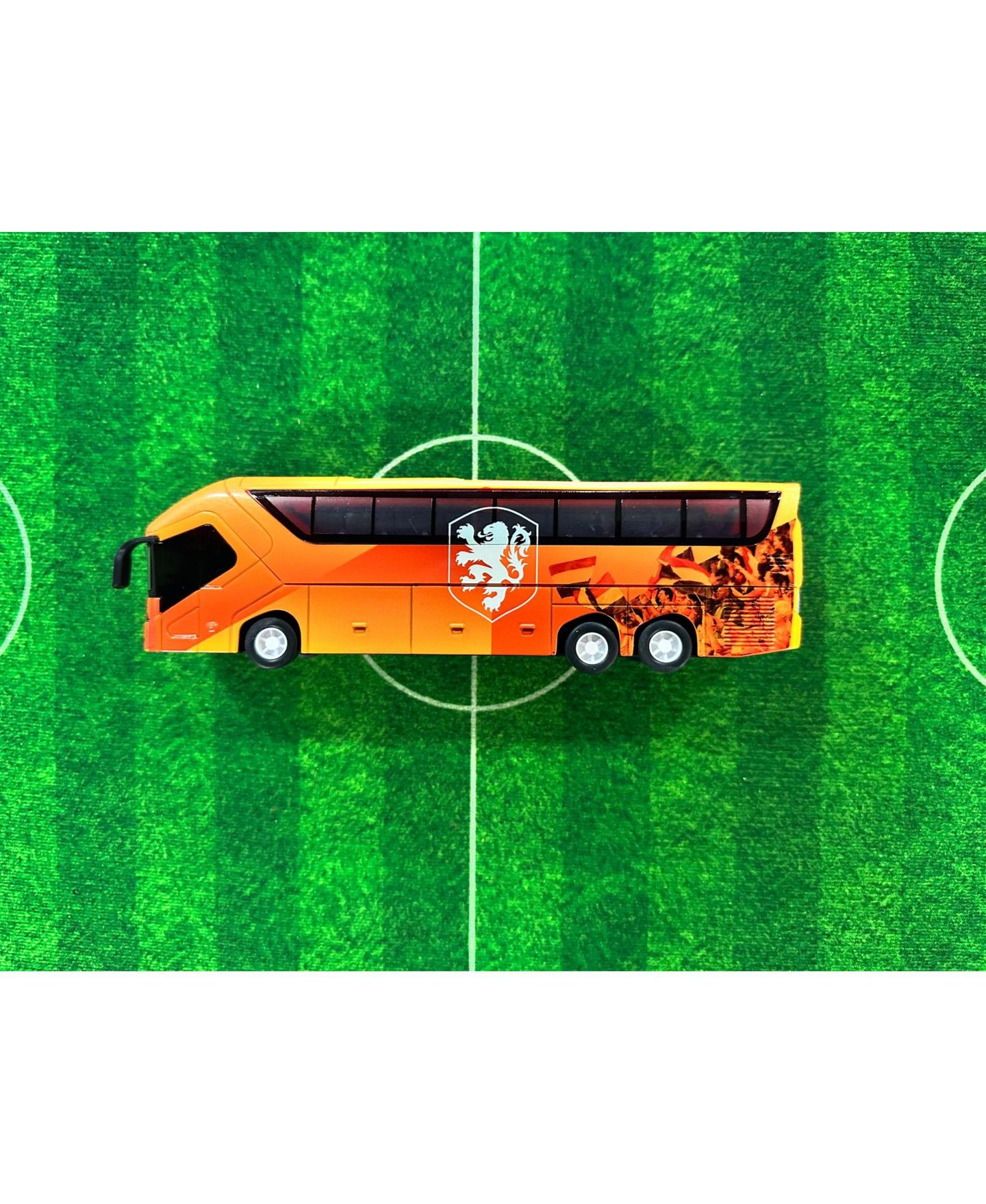 Детская игрушка Banbo Toys Soccer Tour Bus 2026 Netherlands National Team, цвет: Open Miscellaneous — фото 6
