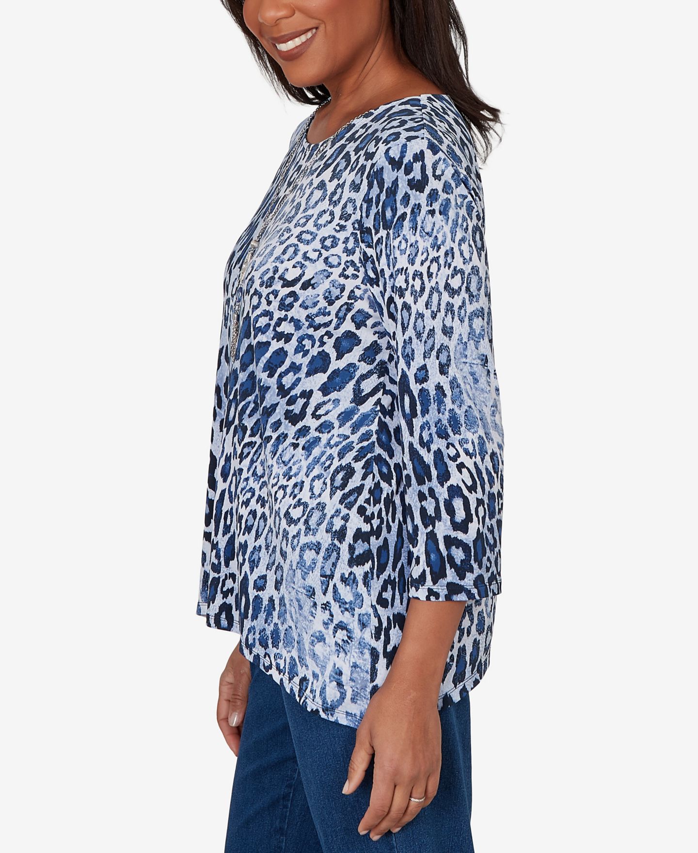 Женский топ Alfred Dunner Petite Animal Printed with Necklace, цвет: Джинсовый — фото 4