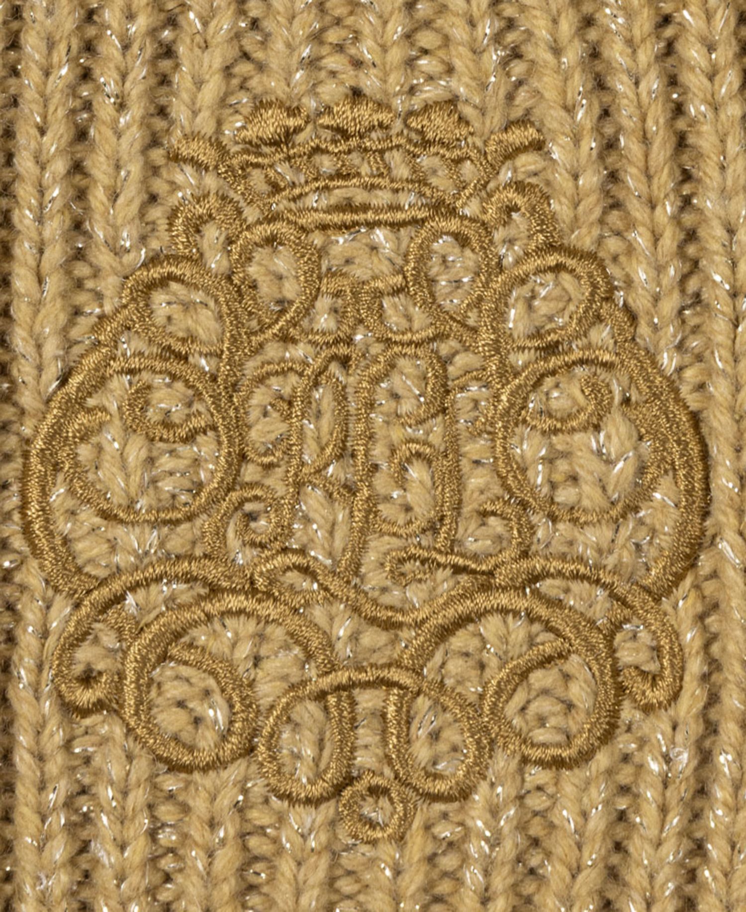 Metallic Direct Embroidery Cable Scarf